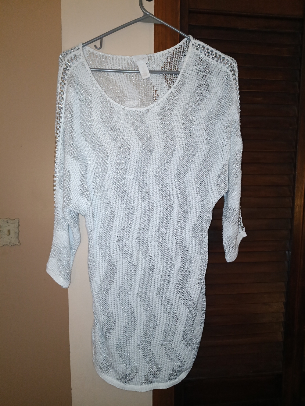 Chico’s Metallic Silver & White Open Knit Dolman Tunic Sweater – Size 2 (US Larg